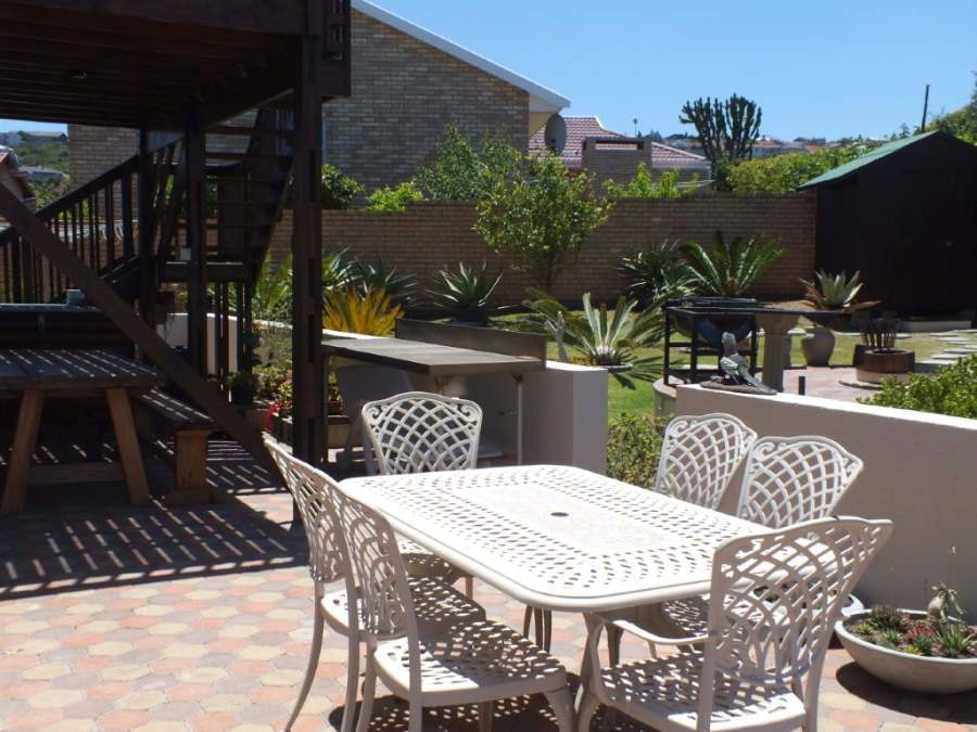 4 Bedroom Property for Sale in Dana Bay Western Cape